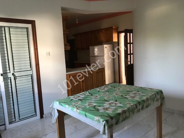 Kyrenia Zeytinlik 3 + 1 Villa Türkische Immobilien ** 