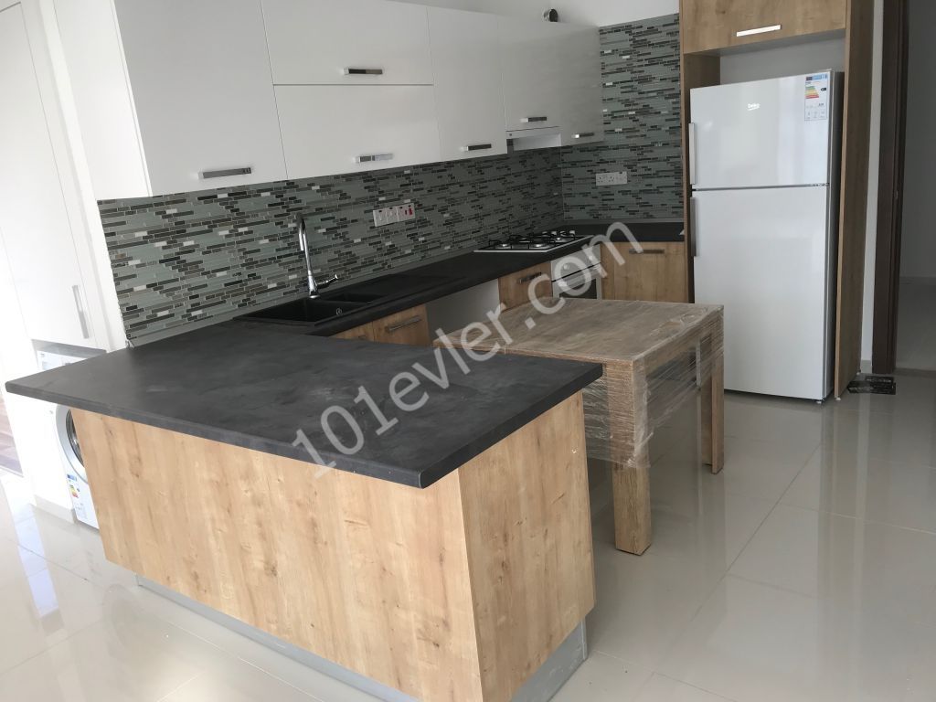 Lefkoşa Dereboyu 2+1 Lüks daire Full eşyalı