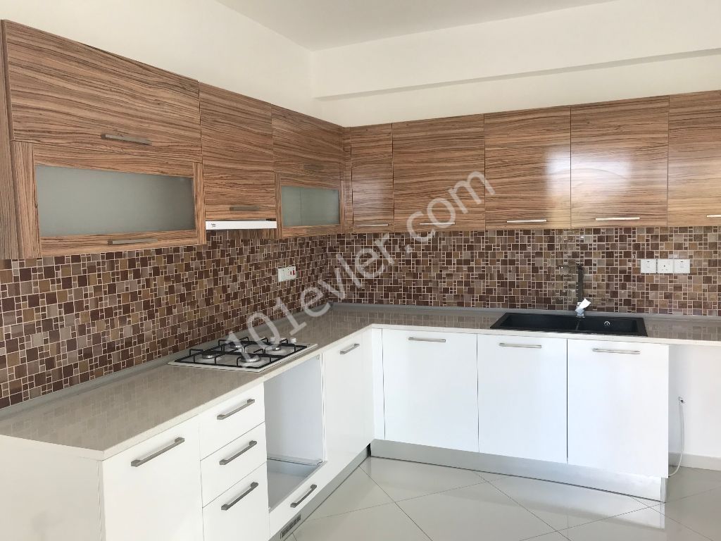 Flat To Rent in Kumsal, Nicosia