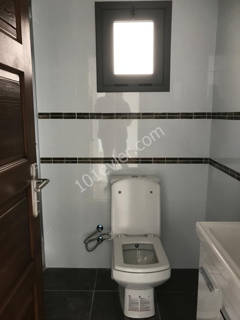 Nicosia Dereboyu 2+1 Luxury Apartment ** 