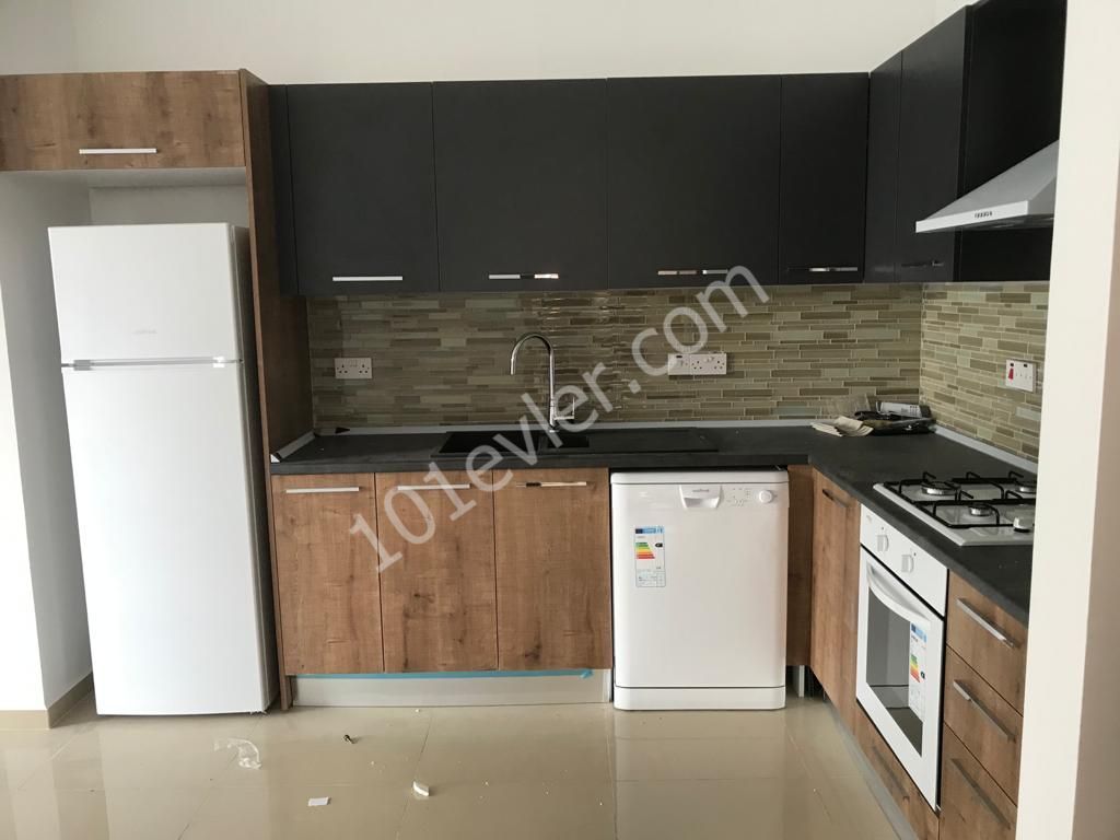 Nicosia Dereboyu 2+1 Luxury Apartment ** 