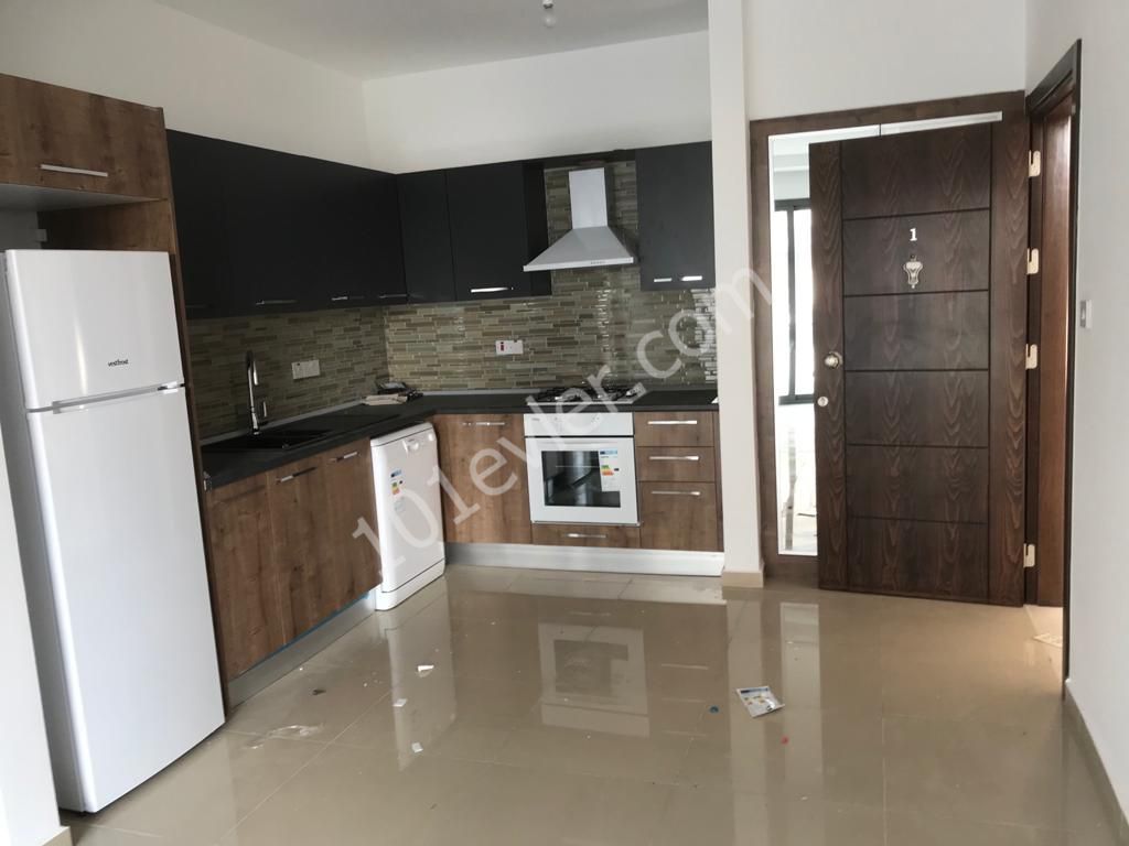 Nicosia Dereboyu 2+1 Luxury Apartment ** 