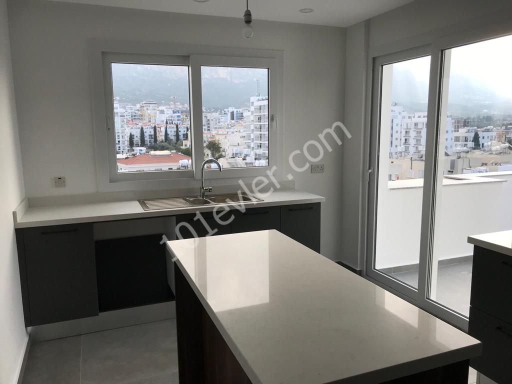 Girne merkezde satılık Penthouse 3+1 Son Penthouse özel kampanya