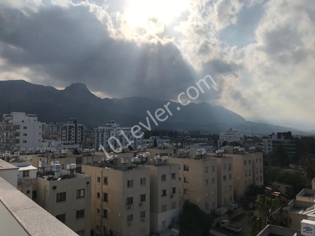 Penthouse Kaufen in Girne Merkez, Kyrenia