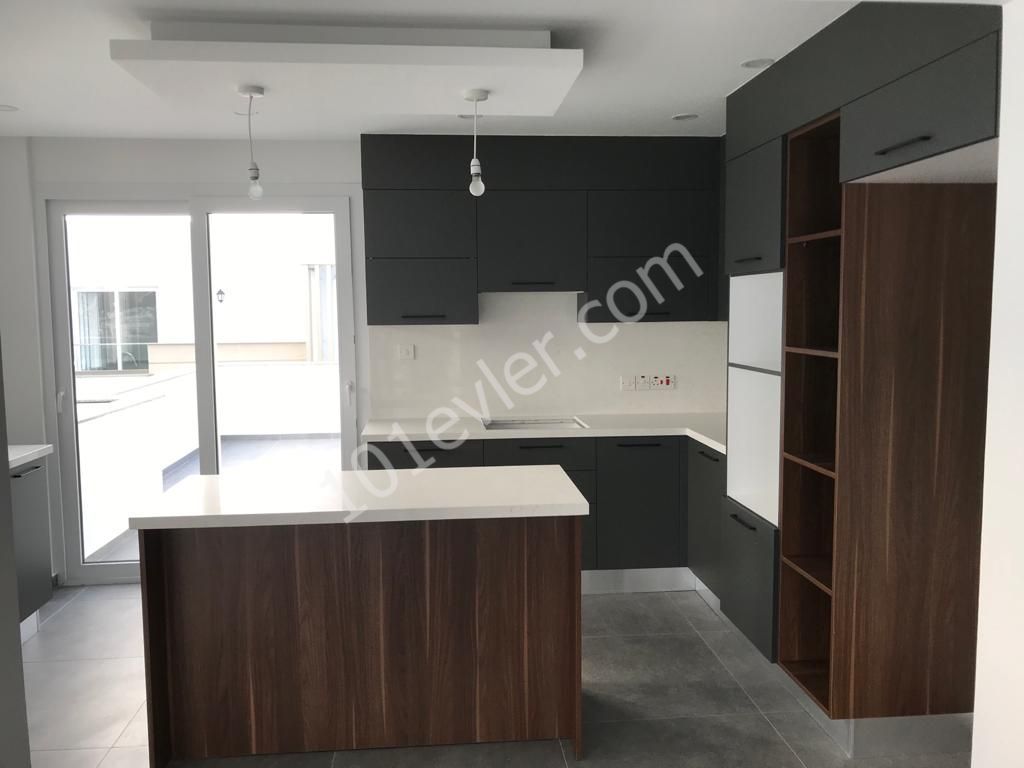 Penthouse For Sale in Girne Merkez, Kyrenia