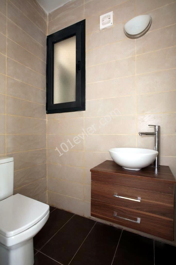 Flat For Sale in Küçük Kaymaklı, Nicosia