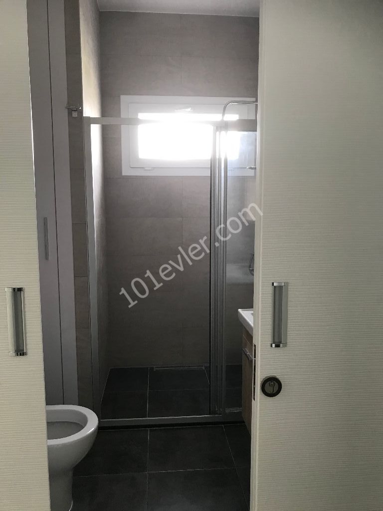 Lefkoşa Yenikent 2+1 105 m2 Lüls Daireler