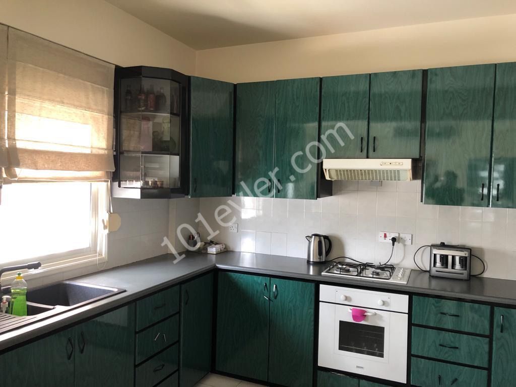 Flat For Sale in Köşklüçiftlik, Nicosia