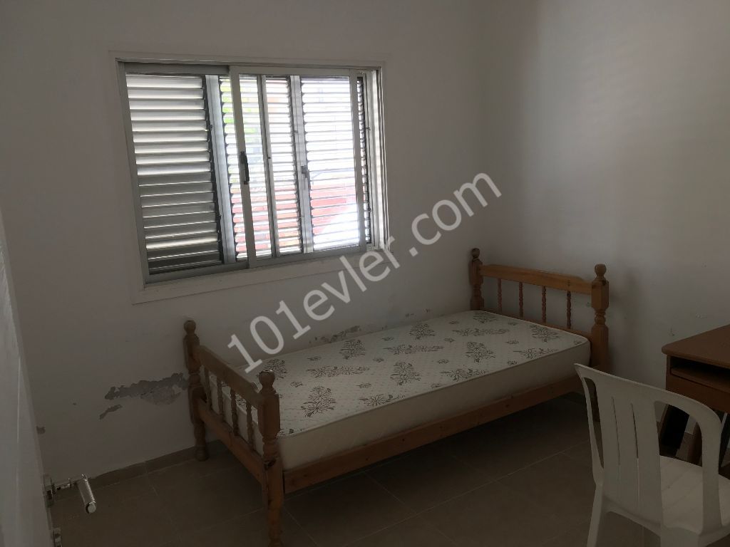 Lefkoşa Gönyeli 3+1 Full Eşyalı 140 m2 Daire