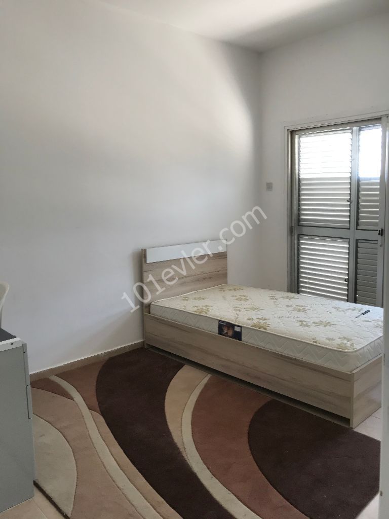 Lefkoşa Gönyeli 3+1 Full Eşyalı 140 m2 Daire