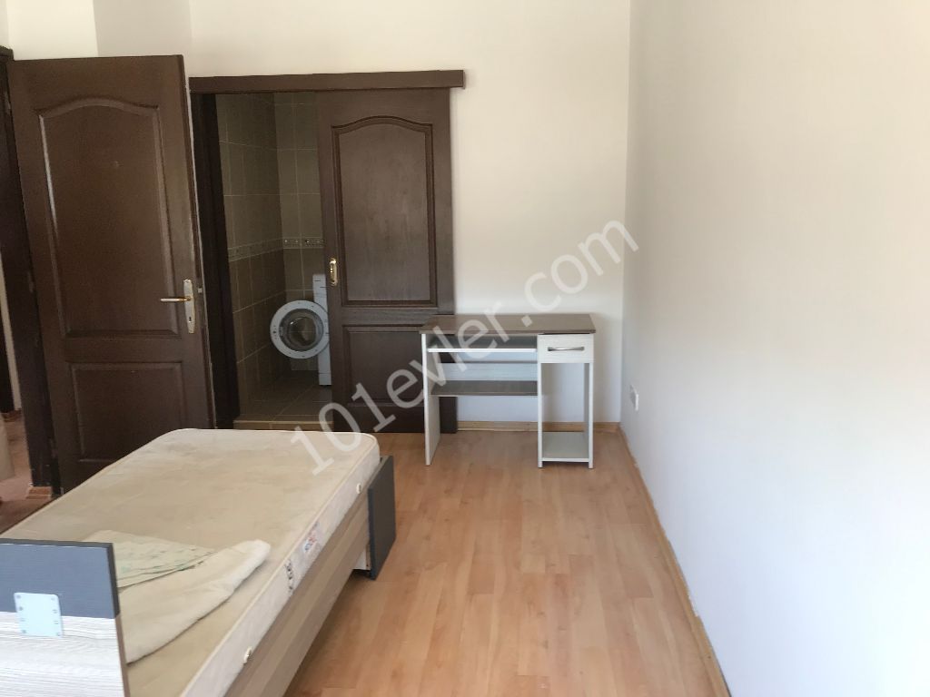 Lefkoşa Gönyeli 3+1 Full Eşyalı 140 m2 Daire