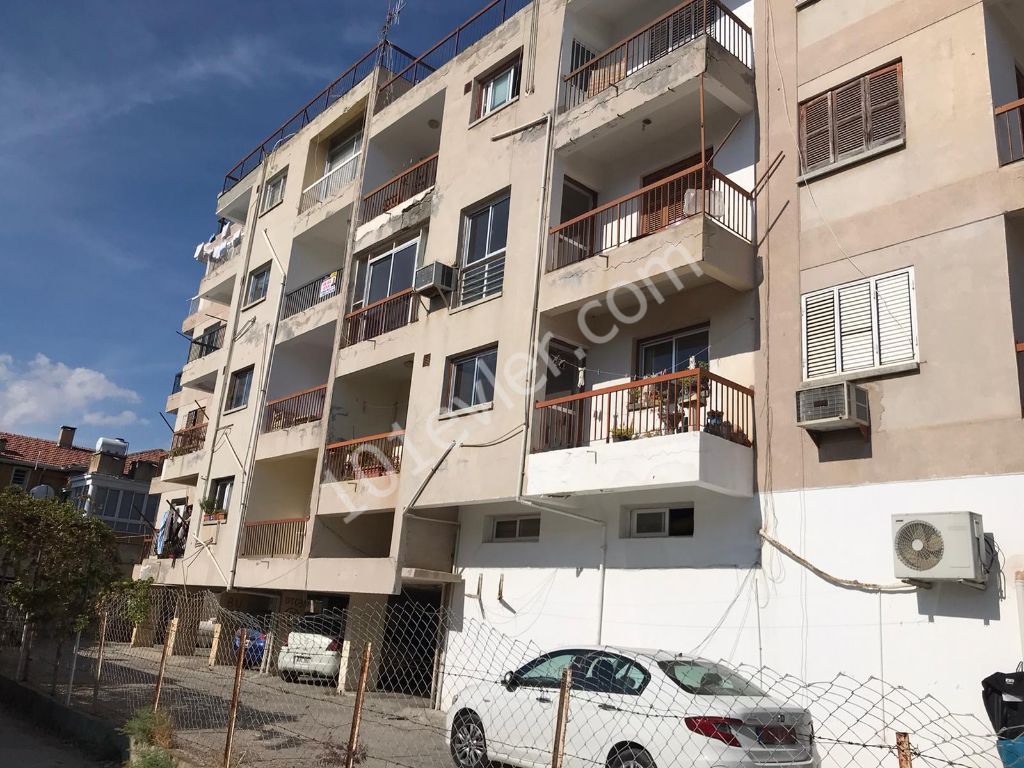 KÖŞKLÜÇITLIK-3+ 2 APARTMENT FOR SALE IN LEFOŞA ** 