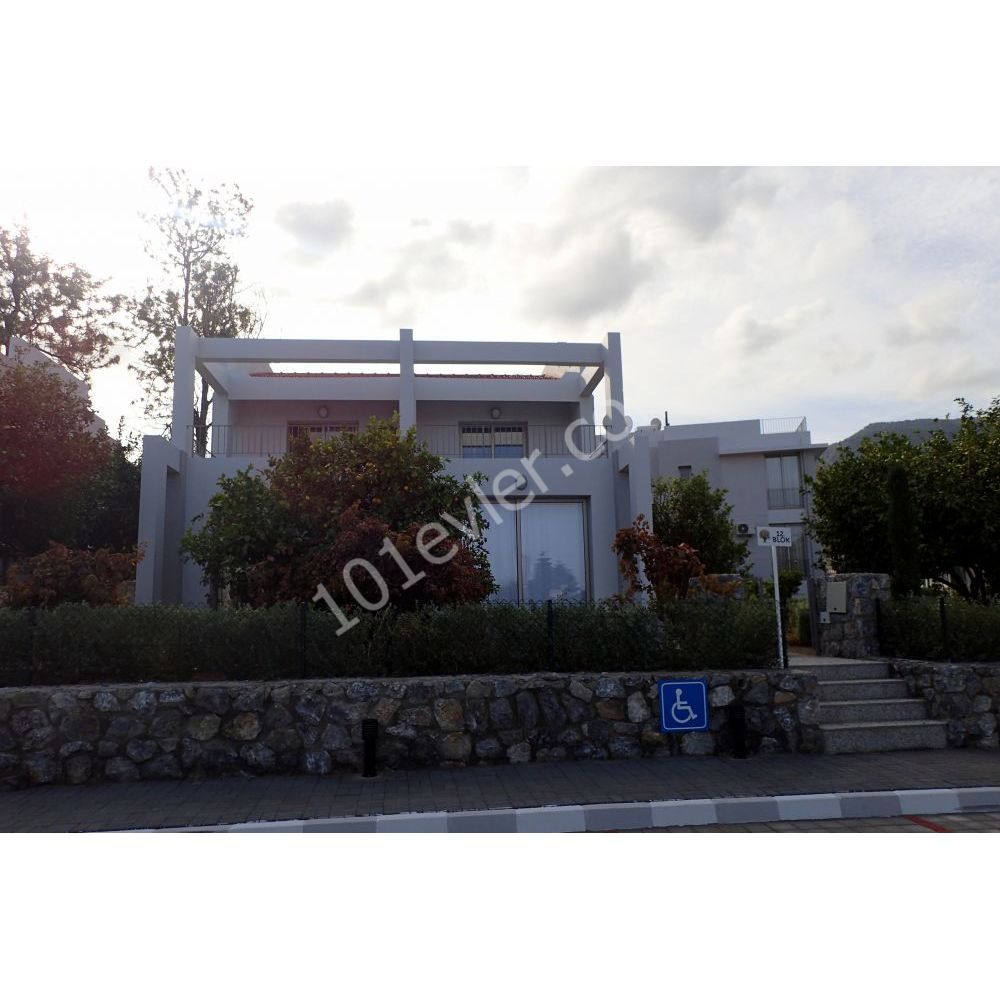 Villa For Sale in Alsancak, Kyrenia