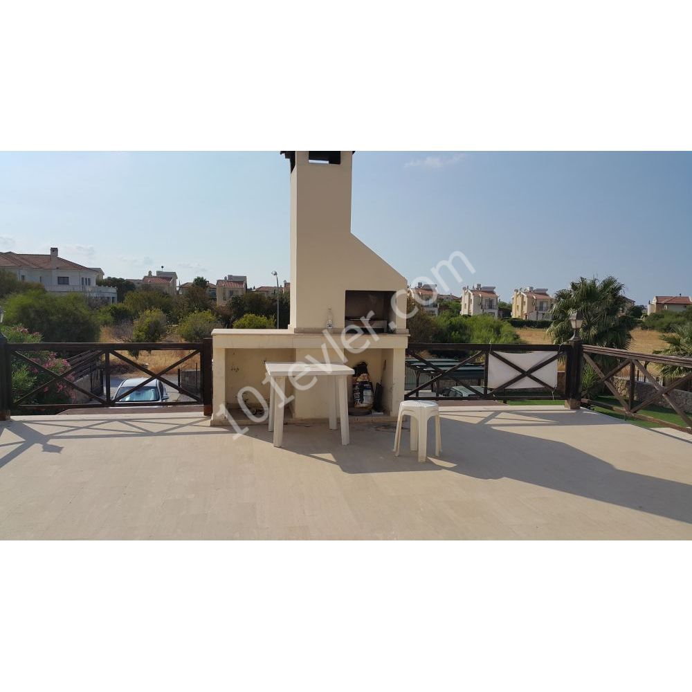 Girne ( Lapta) villa for sale near the sea and walking place       Гирне ( Лапта ) вилла на продажу рядом с прогулочной зоной