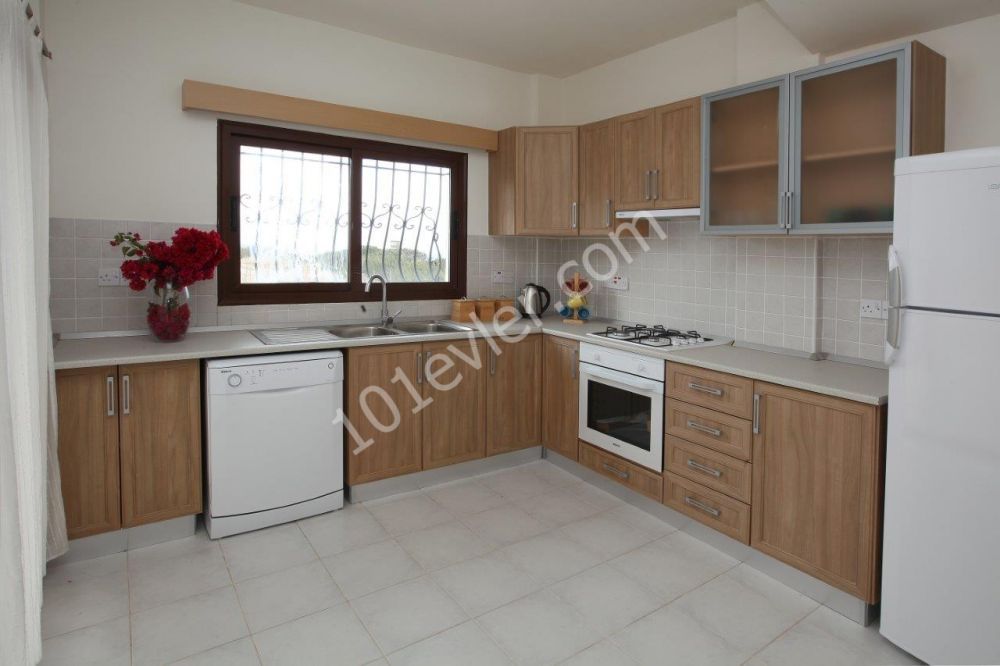 İkiz Villa 139 m2 Girne Küçük Erenköy