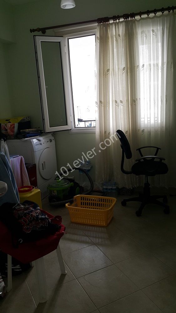 Flat To Rent in Girne Merkez, Kyrenia