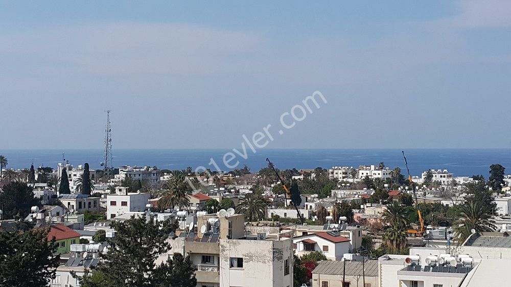 Flat For Sale in Girne Merkez, Kyrenia