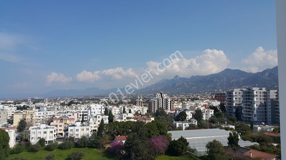 Flat For Sale in Girne Merkez, Kyrenia