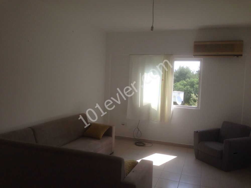 Flat To Rent in Girne Merkez, Kyrenia