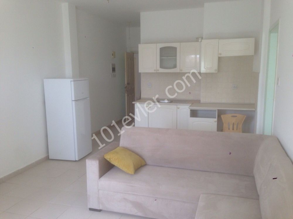 Flat To Rent in Girne Merkez, Kyrenia