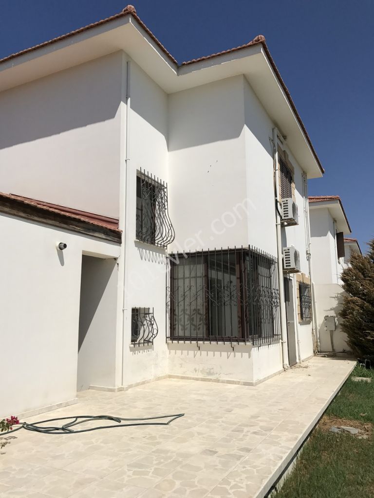 Girne Boğaz Süper Lüks Türk Koçanlı Villa