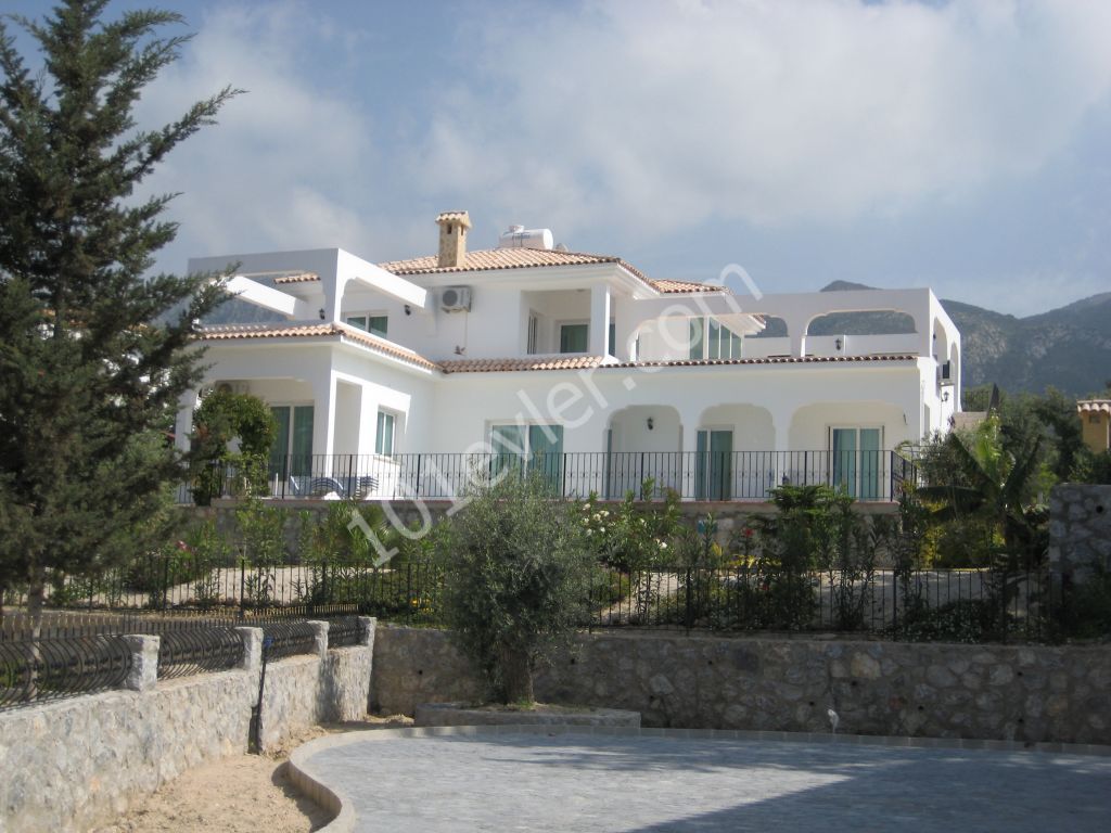 Villa For Sale in Ozanköy, Kyrenia