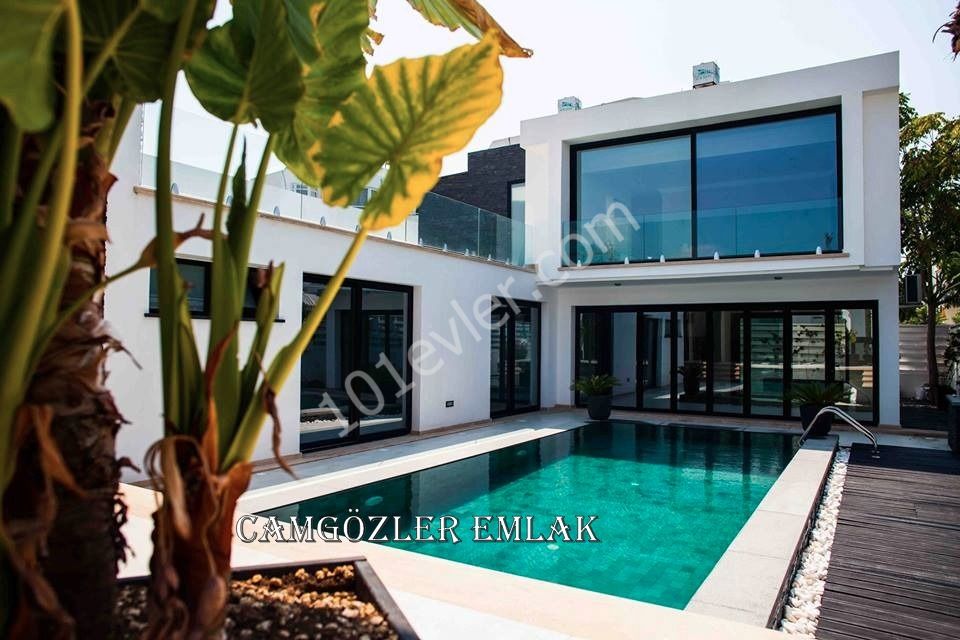 Villa For Sale in Girne Merkez, Kyrenia