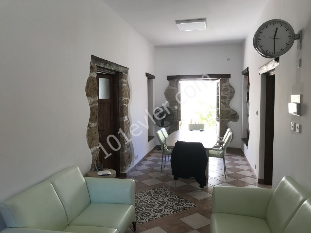 Villa For Sale in Girne Merkez, Kyrenia