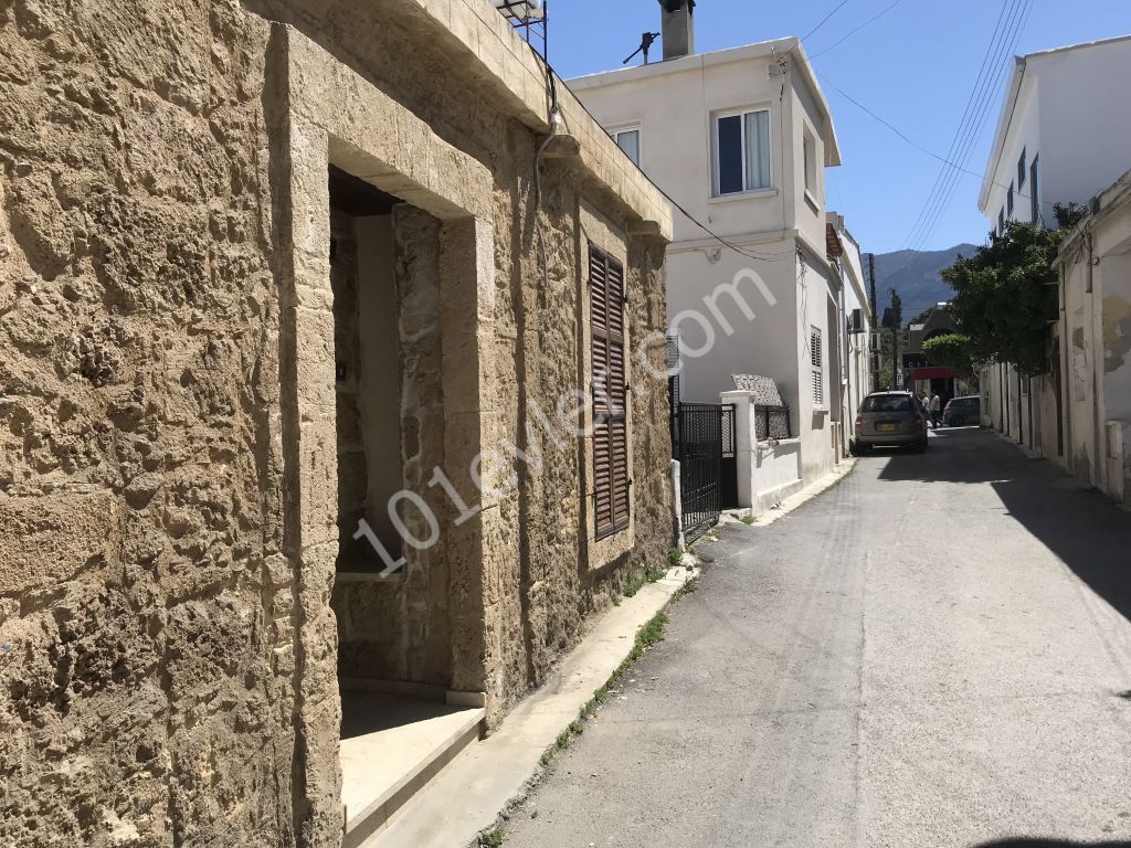 Villa For Sale in Girne Merkez, Kyrenia