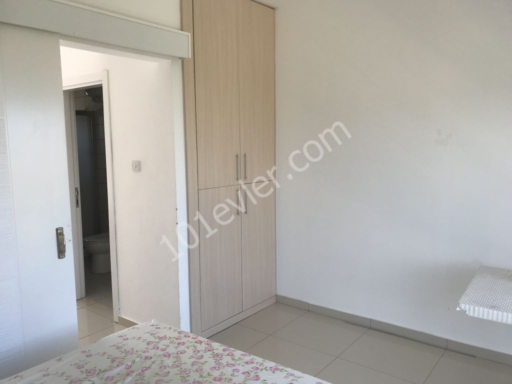 Girne Çatalköy 1+1 teraslı Ve full Eşyalı Penthouse