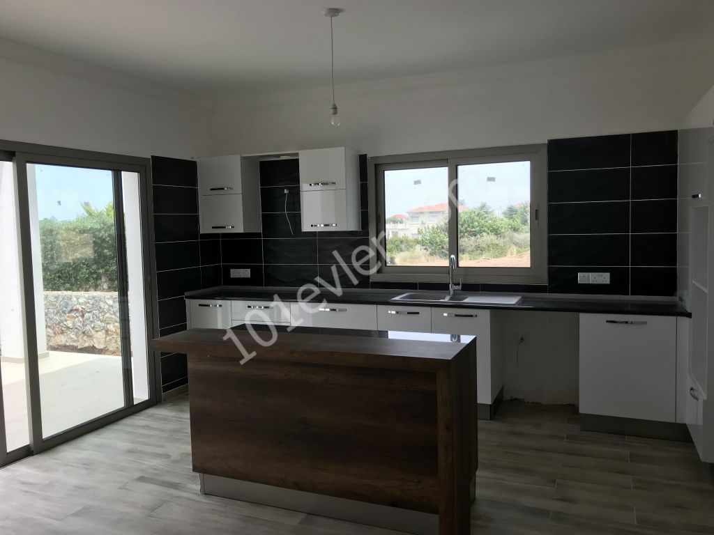 Villa For Sale in Alsancak, Kyrenia