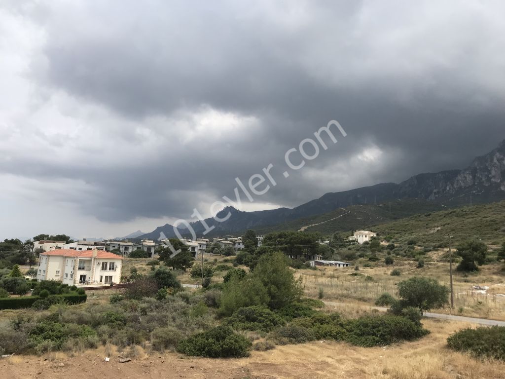 Villa For Sale in Alsancak, Kyrenia