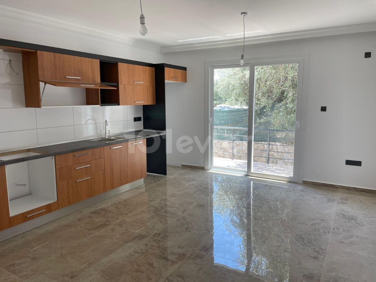 1+1 flat for sale in Kyrenia Karaoğlanoğlu area