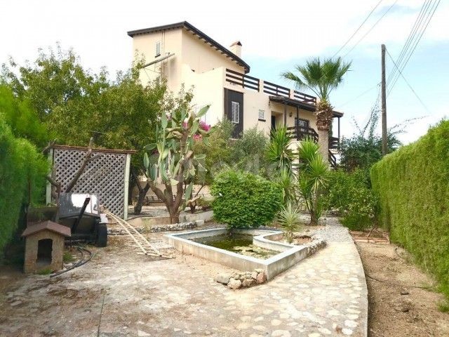 4+1 Villa For Sale in Çatalköy , Girne