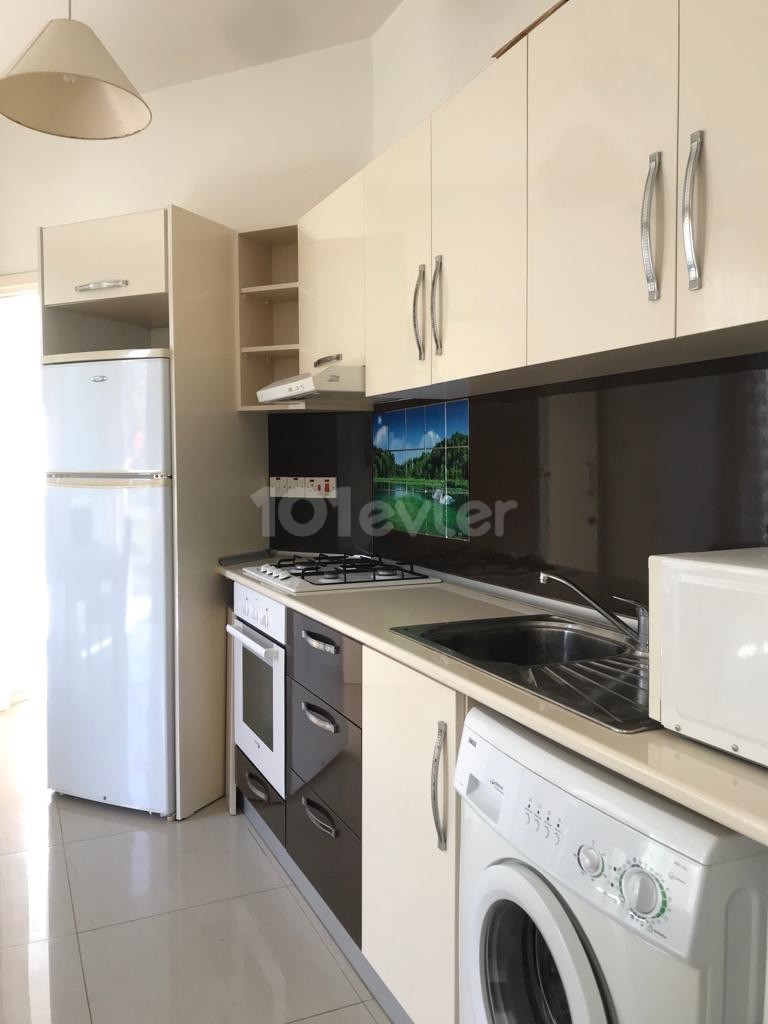 Girne Alsancak'ta harika manzaralı kiralık 1+1