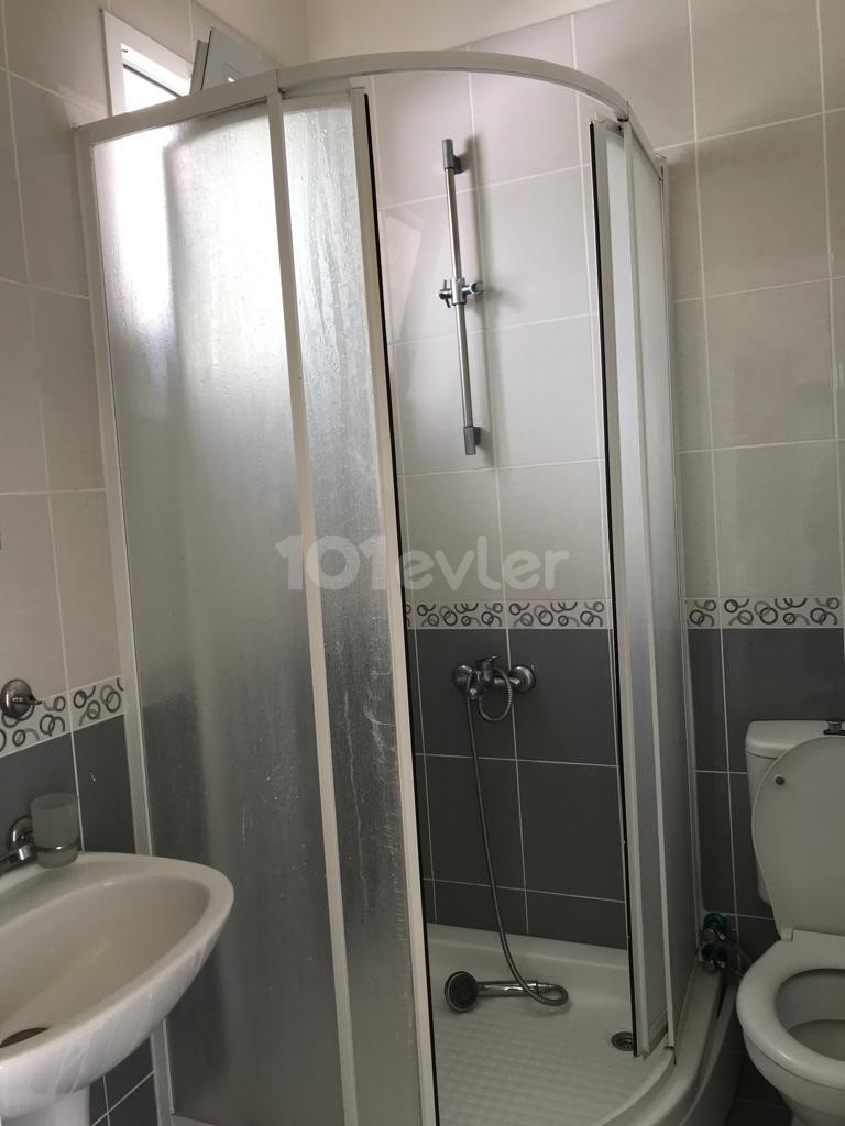 Girne Alsancak'ta harika manzaralı kiralık 1+1