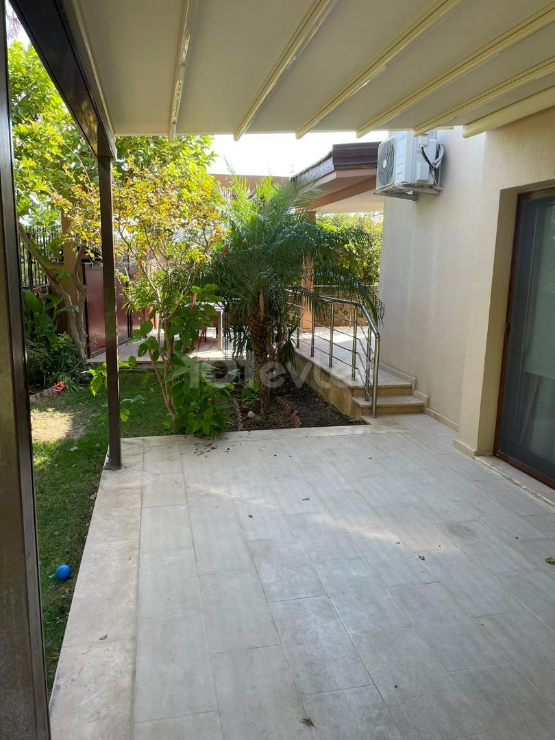 4+1 Villa zur Miete mit Pool in zentraler Lage in Kyrenia ** 