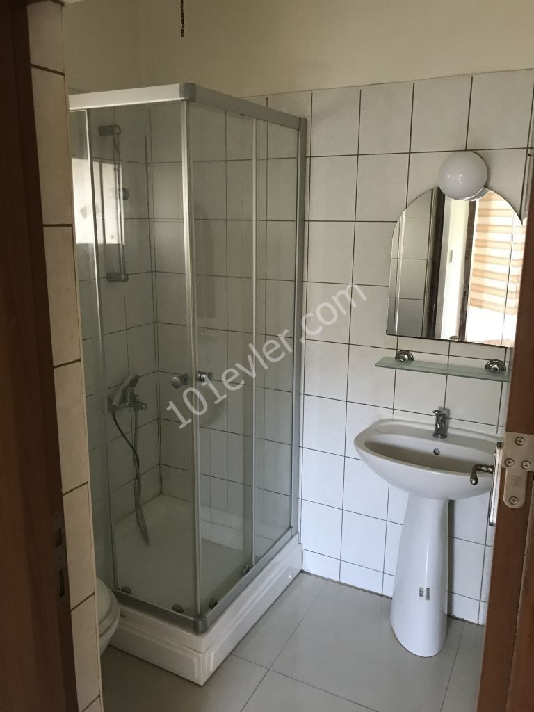 Flat To Rent in Girne Merkez, Kyrenia