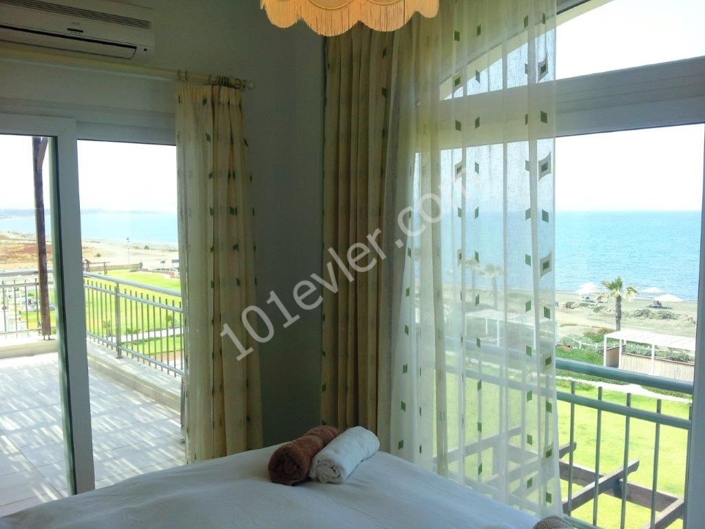 Sea front 2 bedroom Penthouse in Guzelyurt