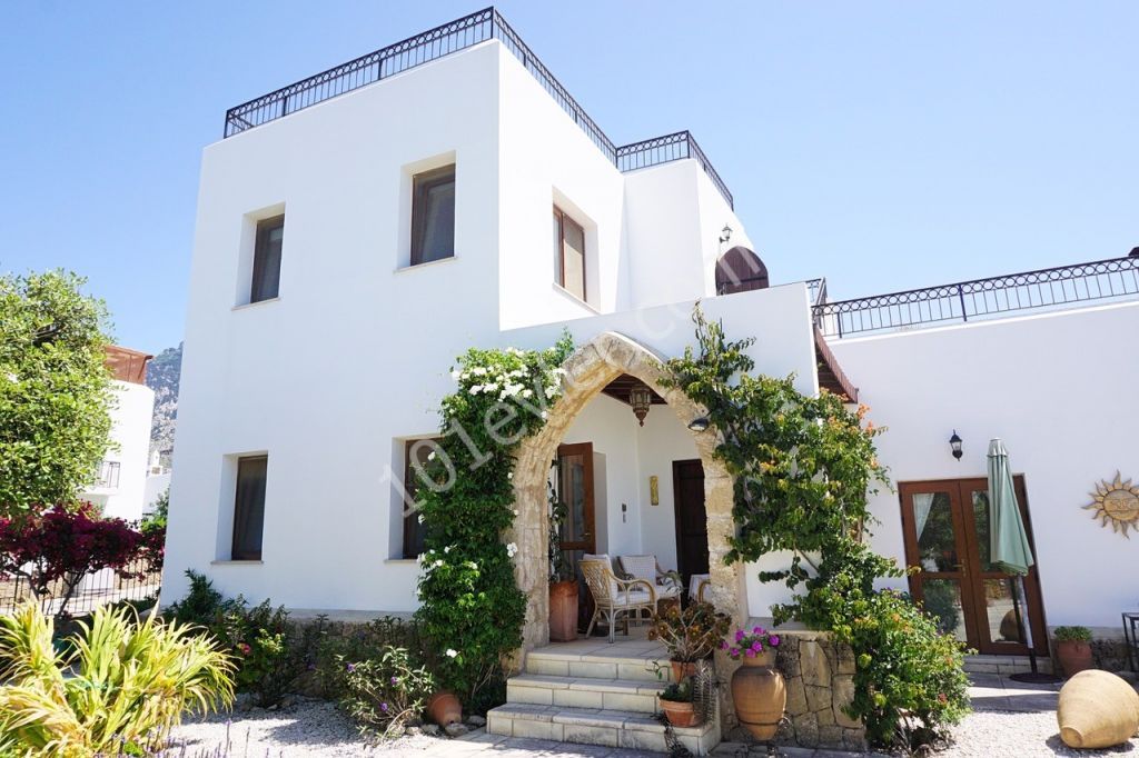 Villa Kaufen in Karşıyaka, Kyrenia