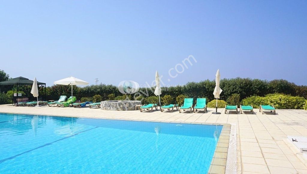 2 Bedroom Garden Apartment on Peaceful Complex