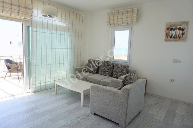 2 yatak odalı muhteşem deniz manzaralı penthouse 