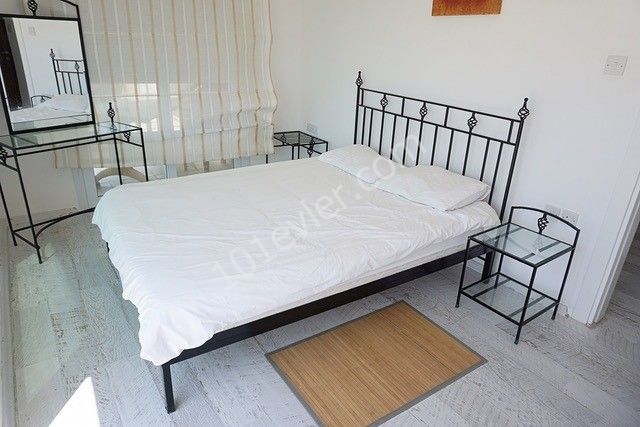 2 yatak odalı muhteşem deniz manzaralı penthouse 