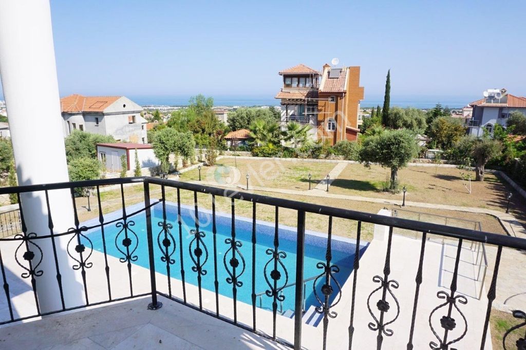 Mühteşem Özel Havuzlu Yeni Villa - Bellapais