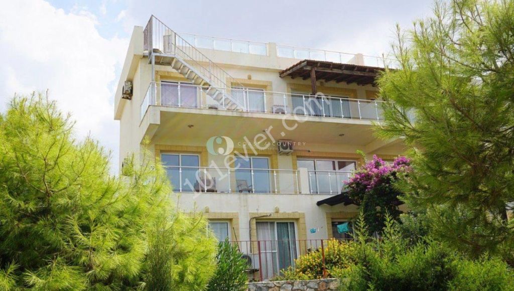 2 Bedroom Apartment Resale * Ready to Move in * Seafront Resort