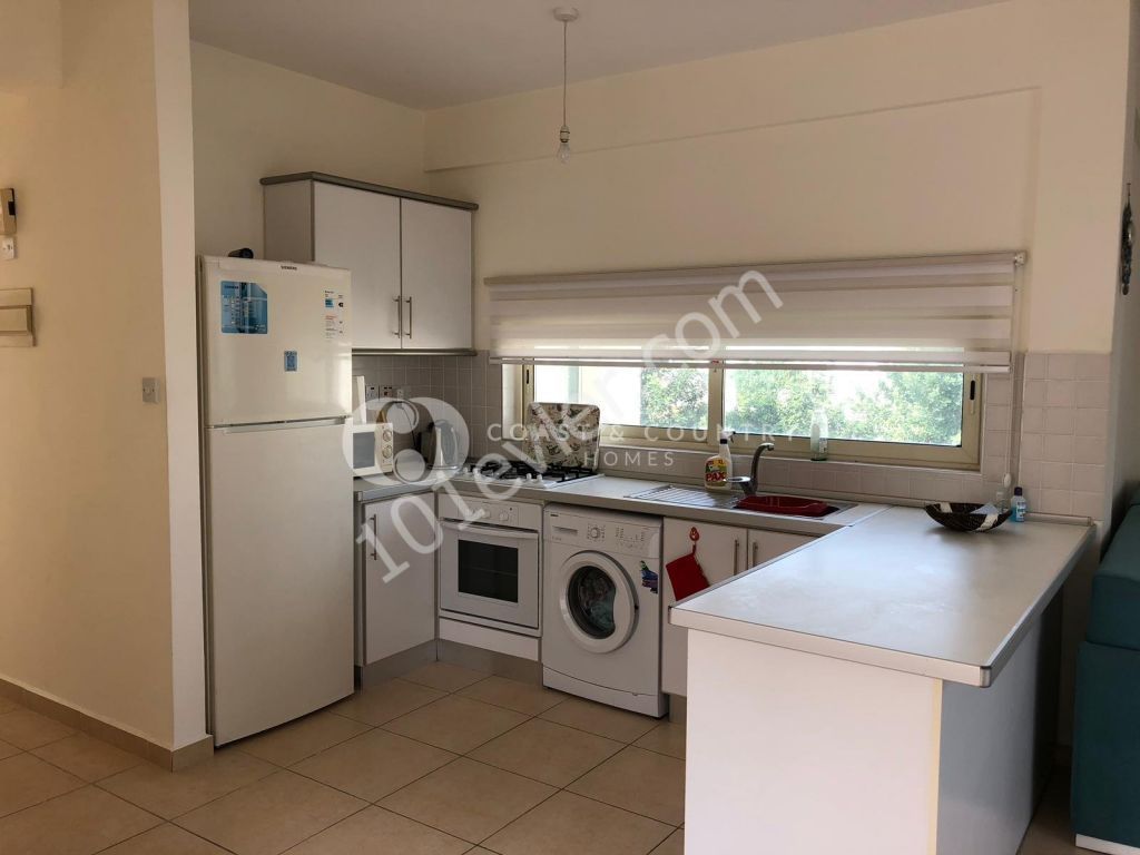 2+1 ful eşyalı, deniz manzaralı penthouse. Esentepe bölgesi