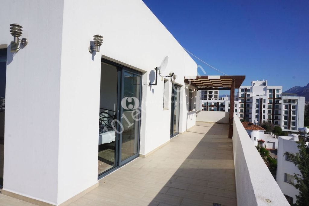 Penthouse Kaufen in Girne Merkez, Kyrenia