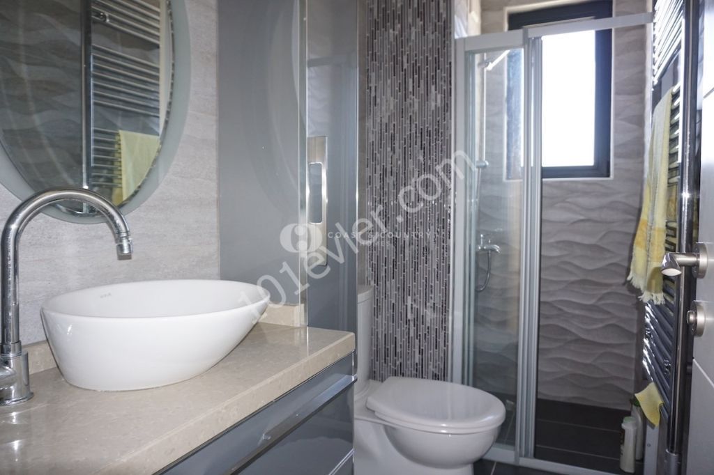 Penthouse Kaufen in Girne Merkez, Kyrenia