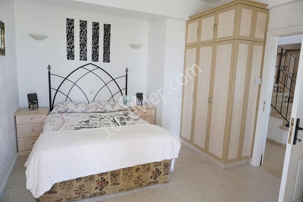 Bakımlı 4+1 Özel Havuzlu Villa