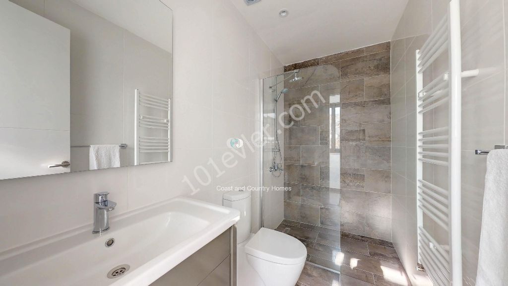 Lüks Geniş 3+1 Townhouse * Türk koçan * Ortak havuz